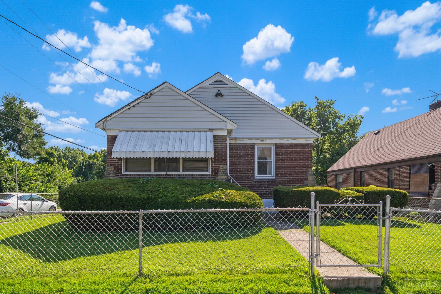 3950 King Place