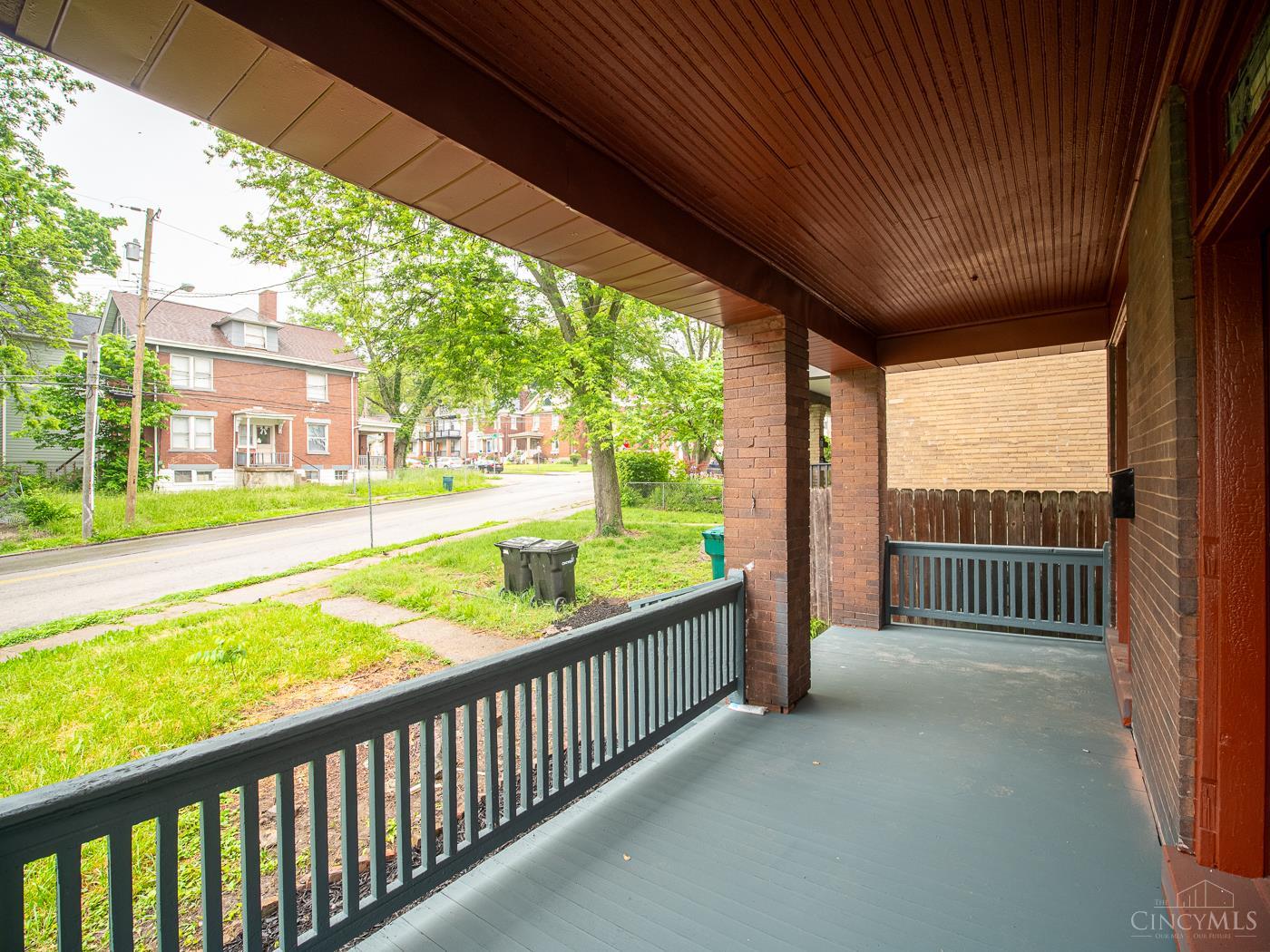 2408 Highland Avenue