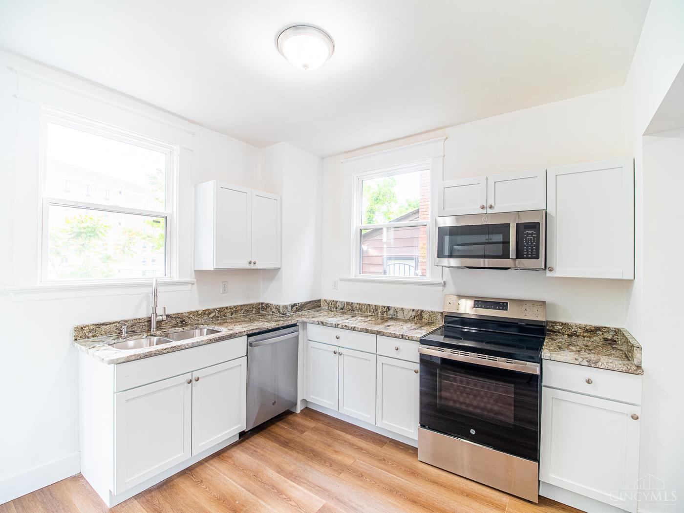 2408 Highland Avenue