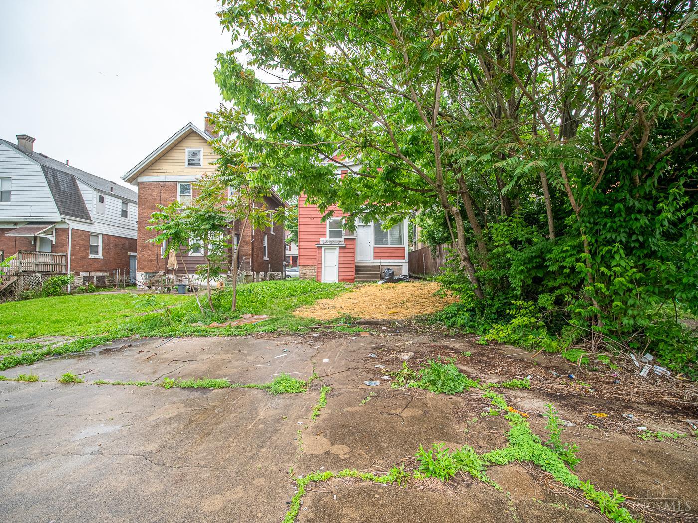 2408 Highland Avenue