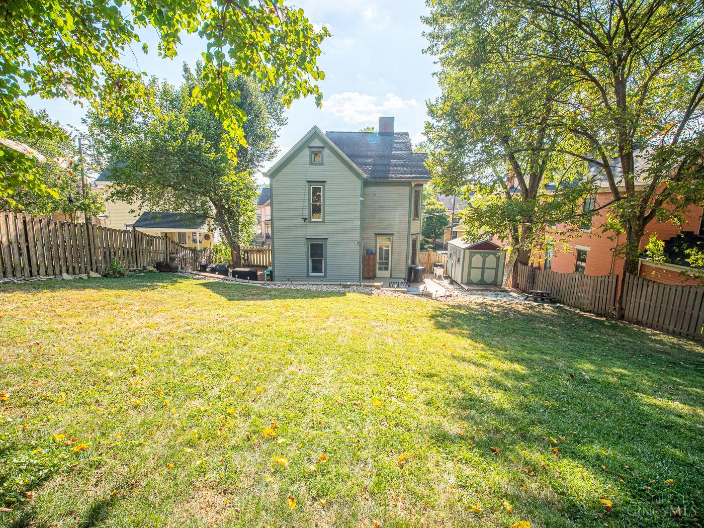 3732 Morris Place