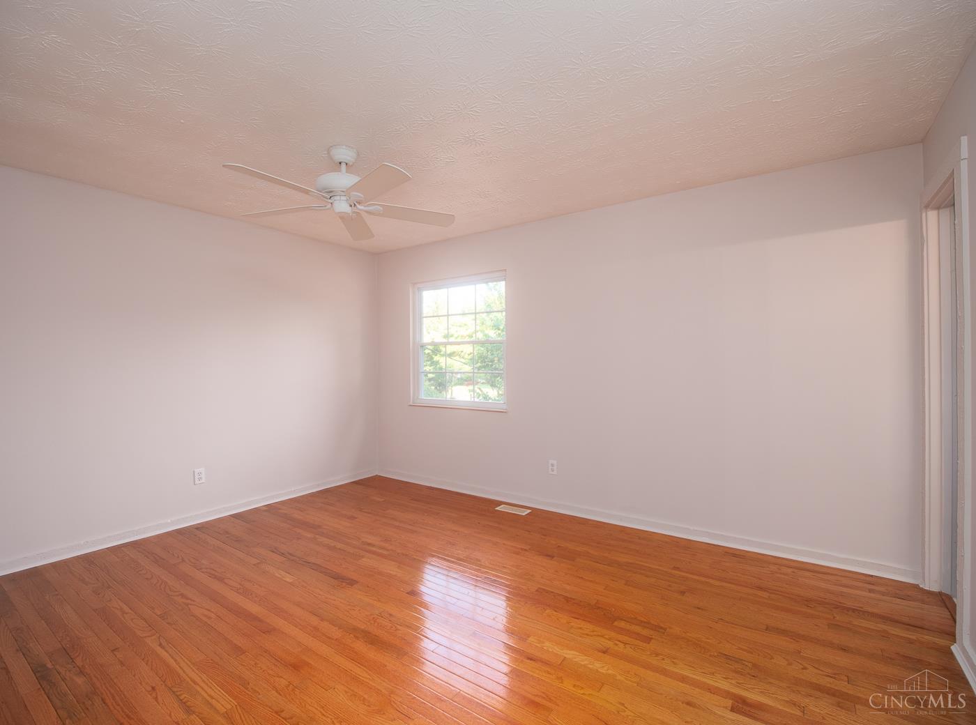 1431 Woodville Pike