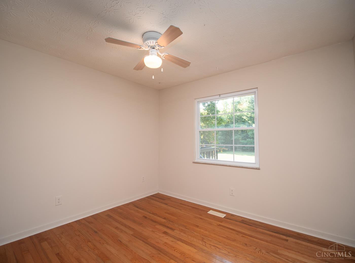 1431 Woodville Pike