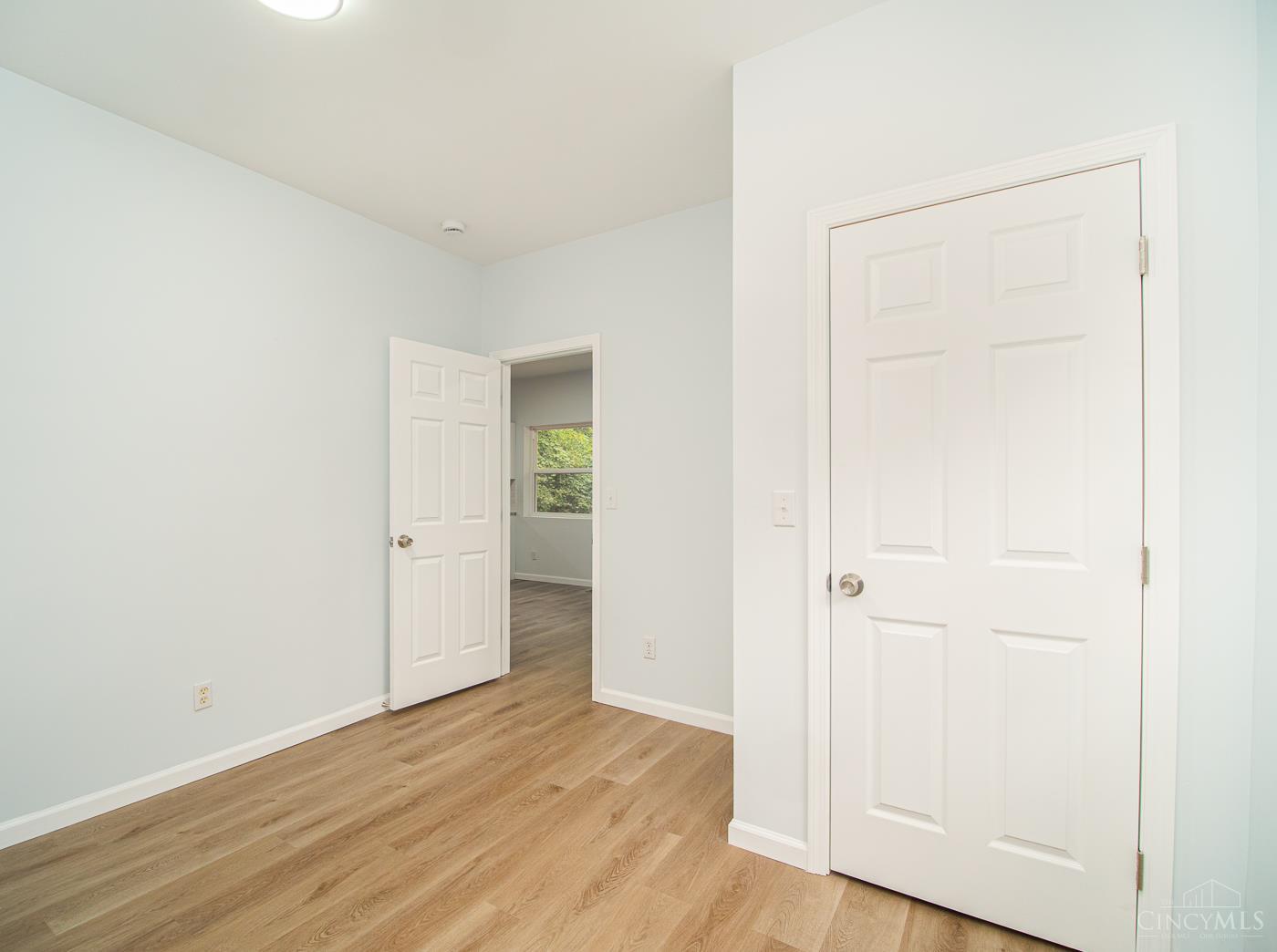 6025 Mayflower Avenue