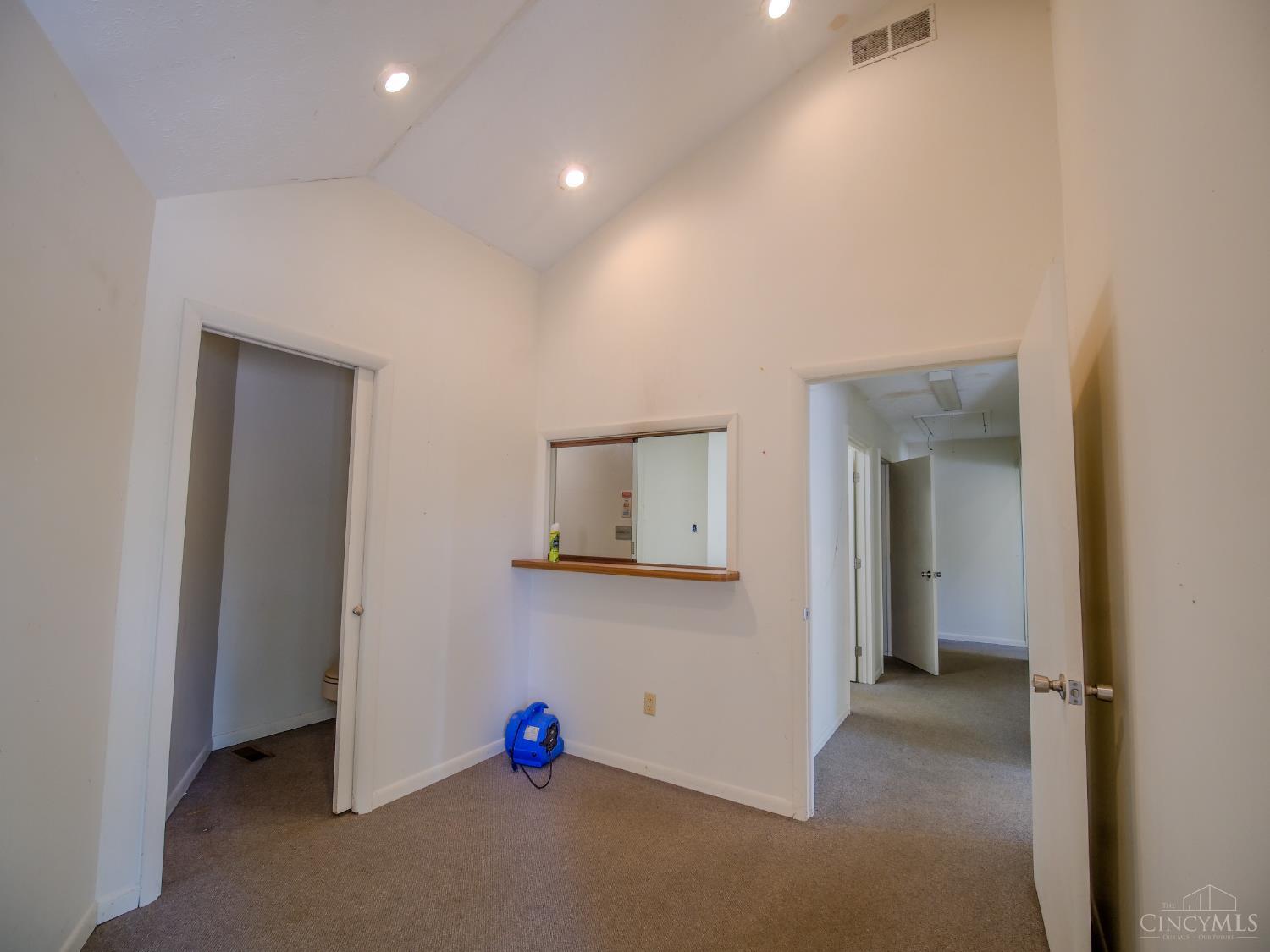 236 N Breiel Boulevard