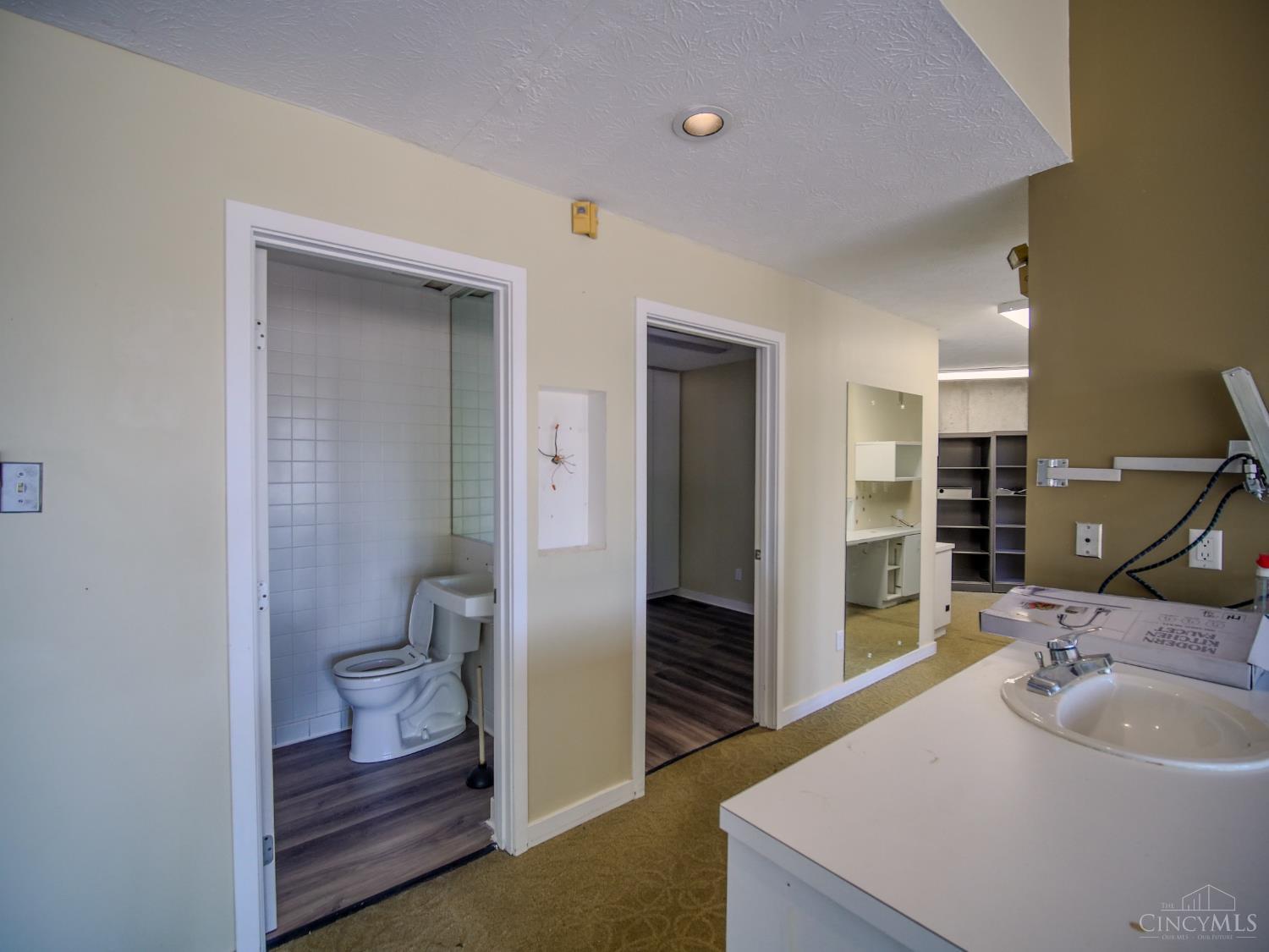 236 N Breiel Boulevard