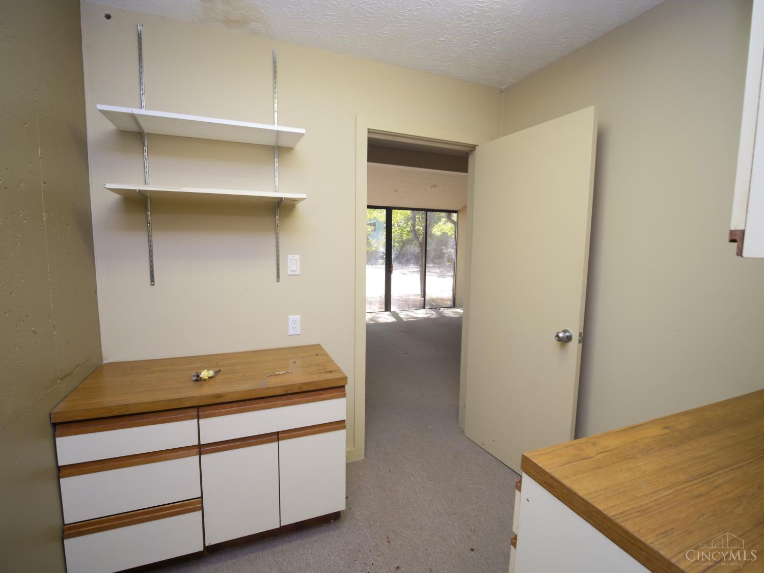 236 N Breiel Boulevard