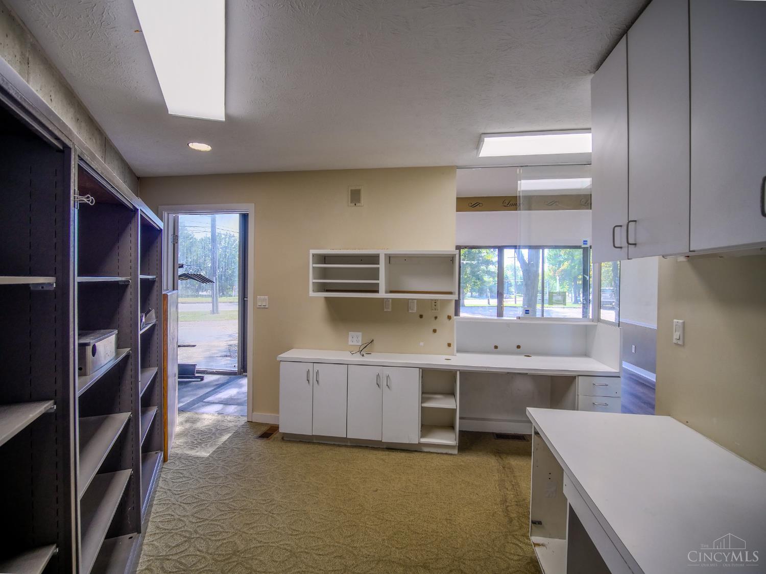 236 N Breiel Boulevard