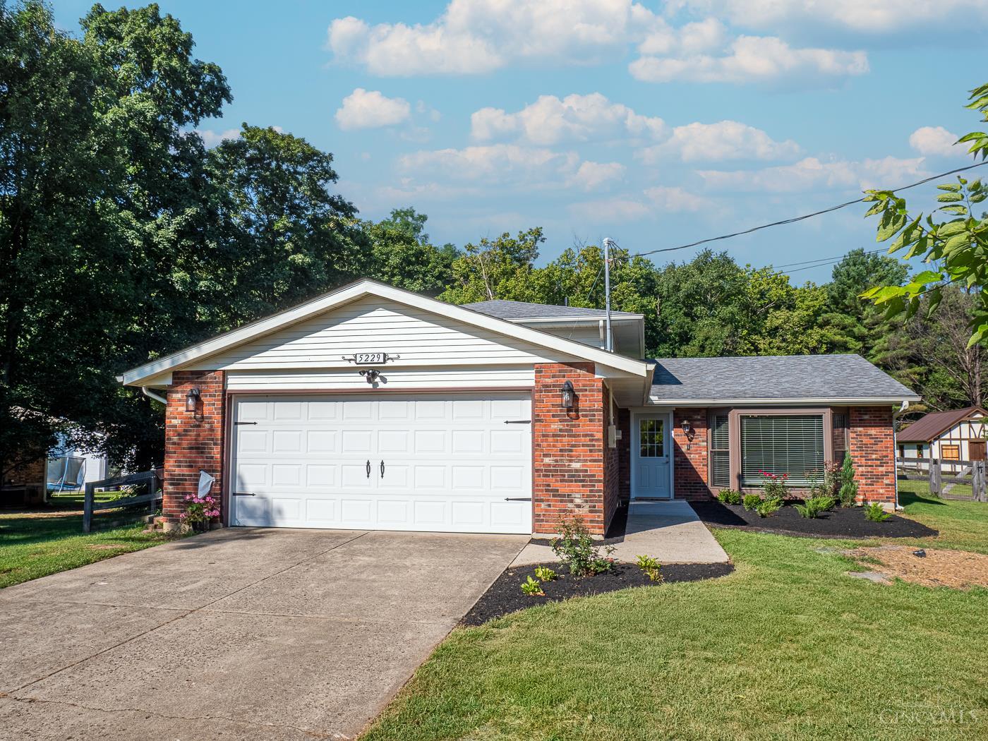 5229 Headgates Road