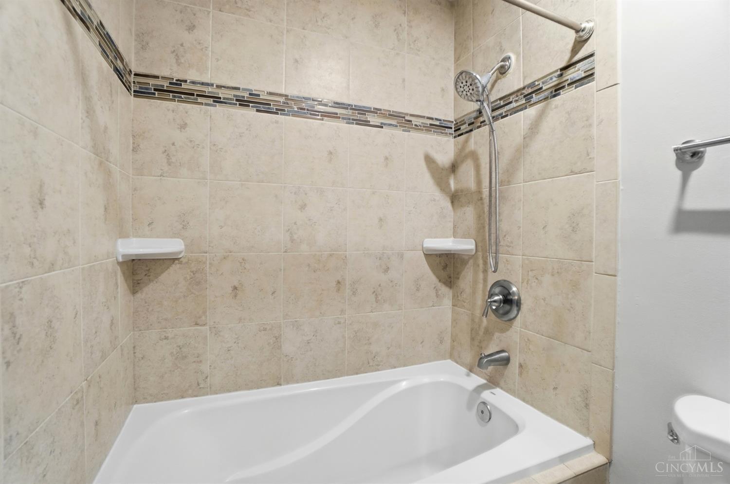 2625 Cleinview Avenue 2