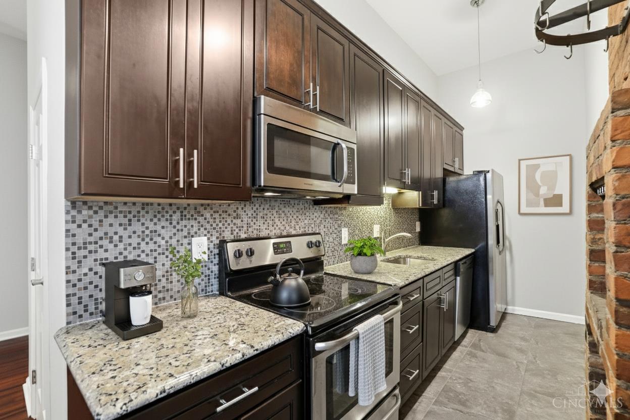 2625 Cleinview Avenue 2