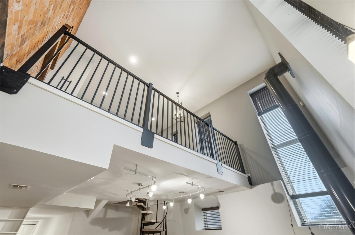 2625 Cleinview Avenue 2