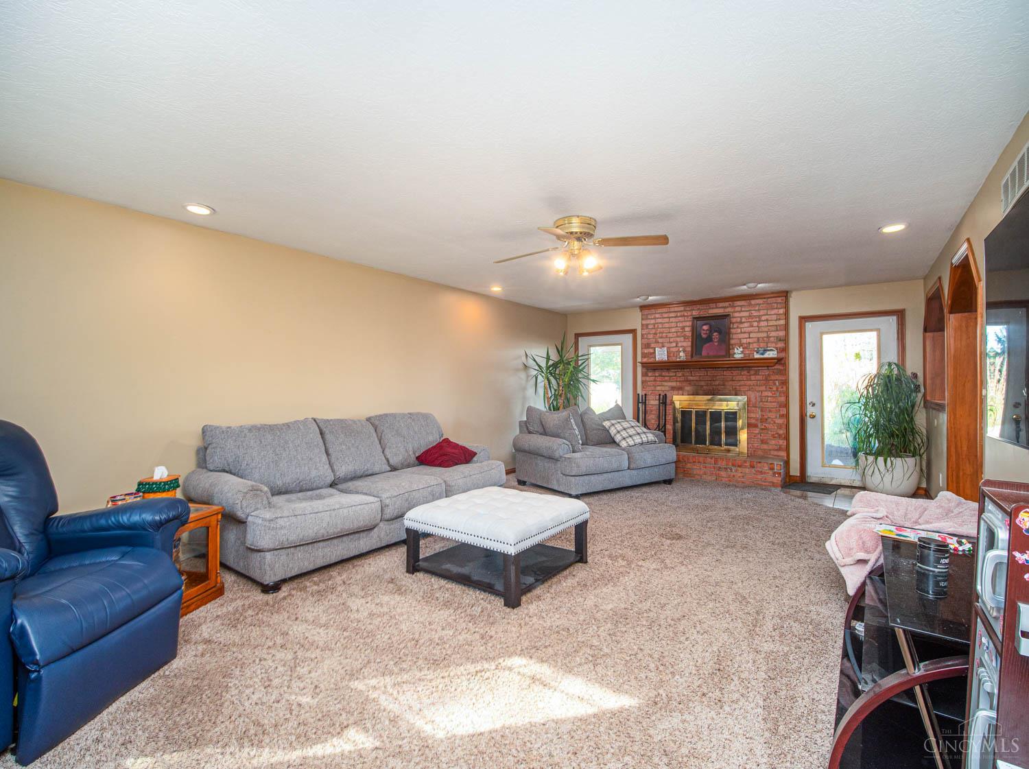 3019 Chickadee Drive