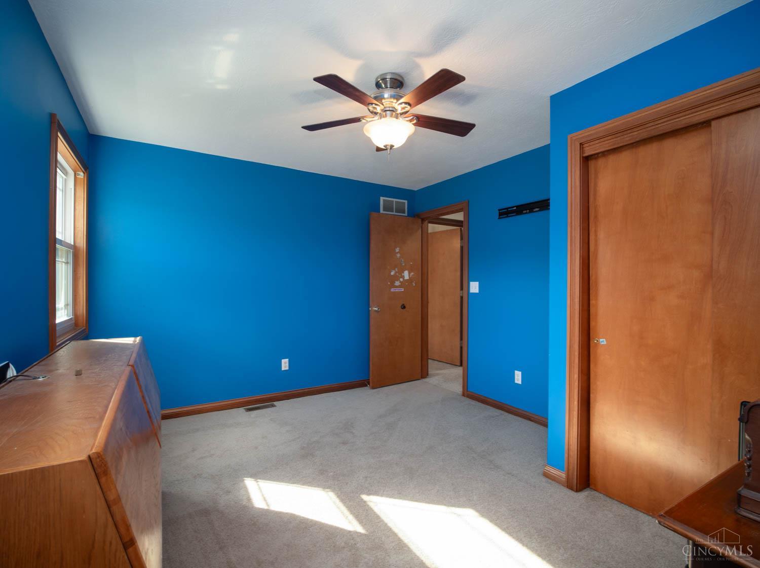 3019 Chickadee Drive