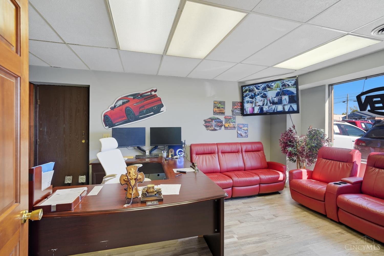 9319 Cincinnati Columbus Road