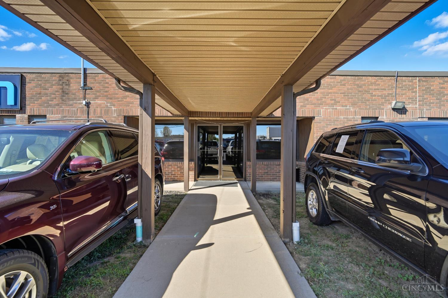 9319 Cincinnati Columbus Road