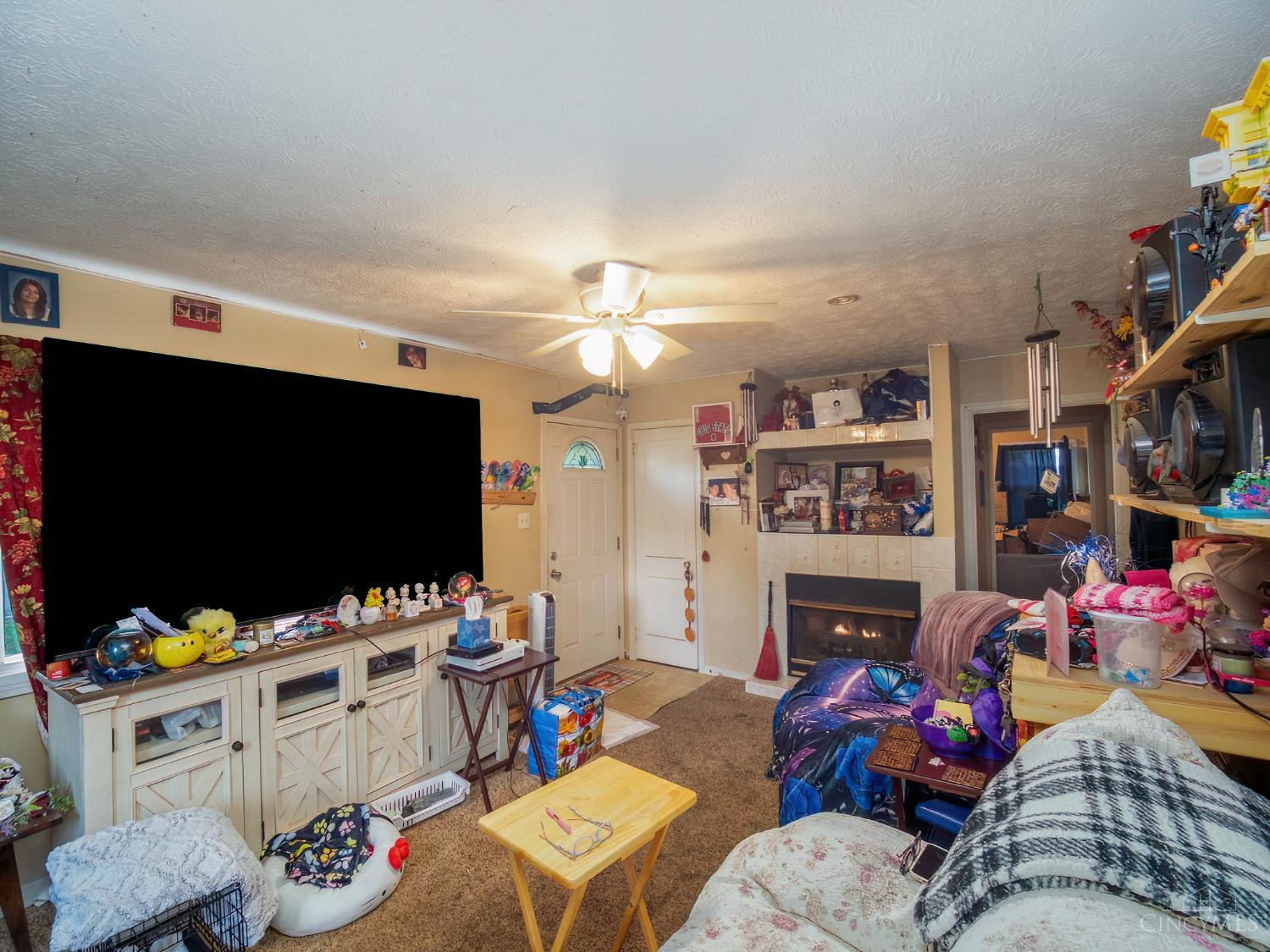 2116 Spencer Lane