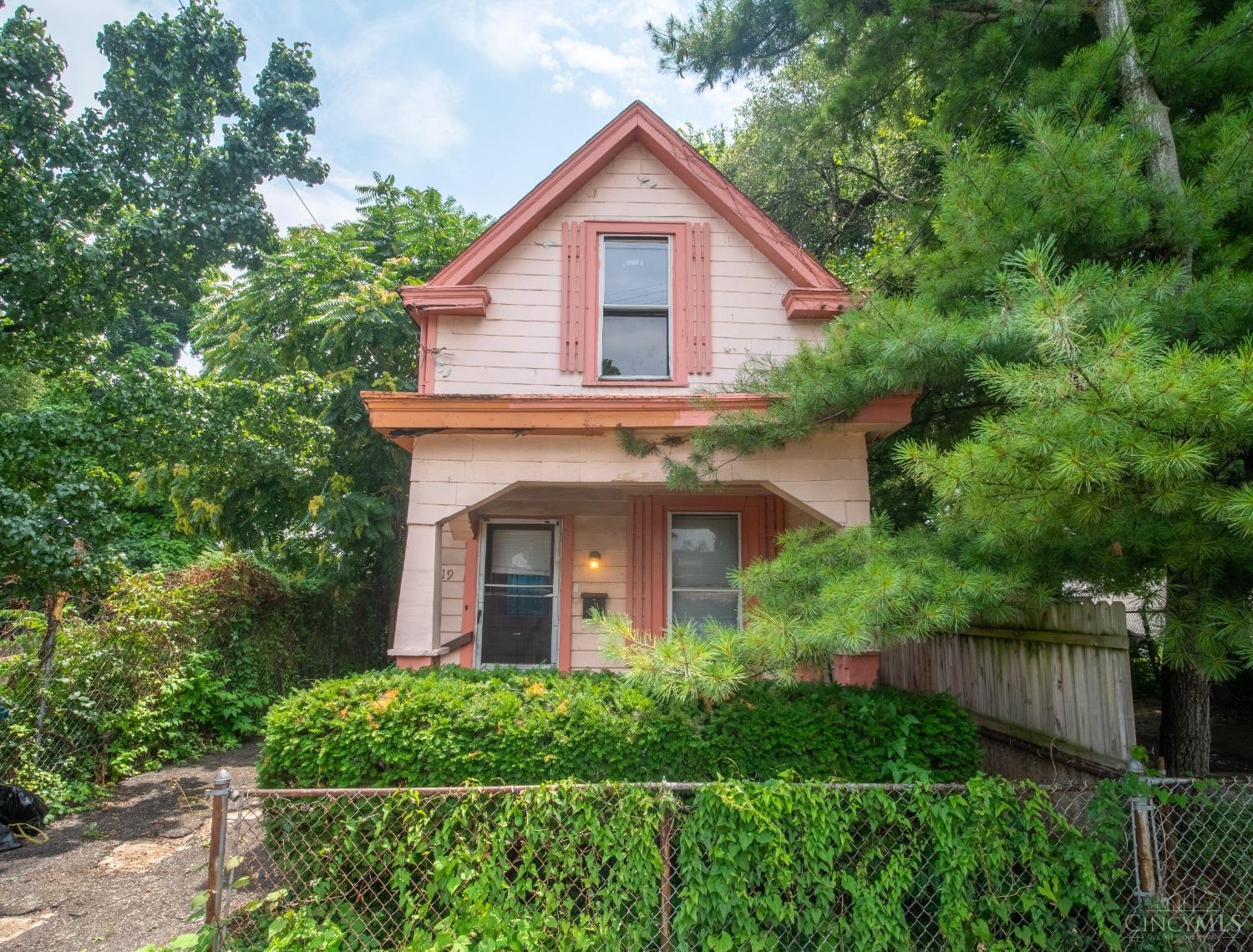 1619 Burgoyne Street