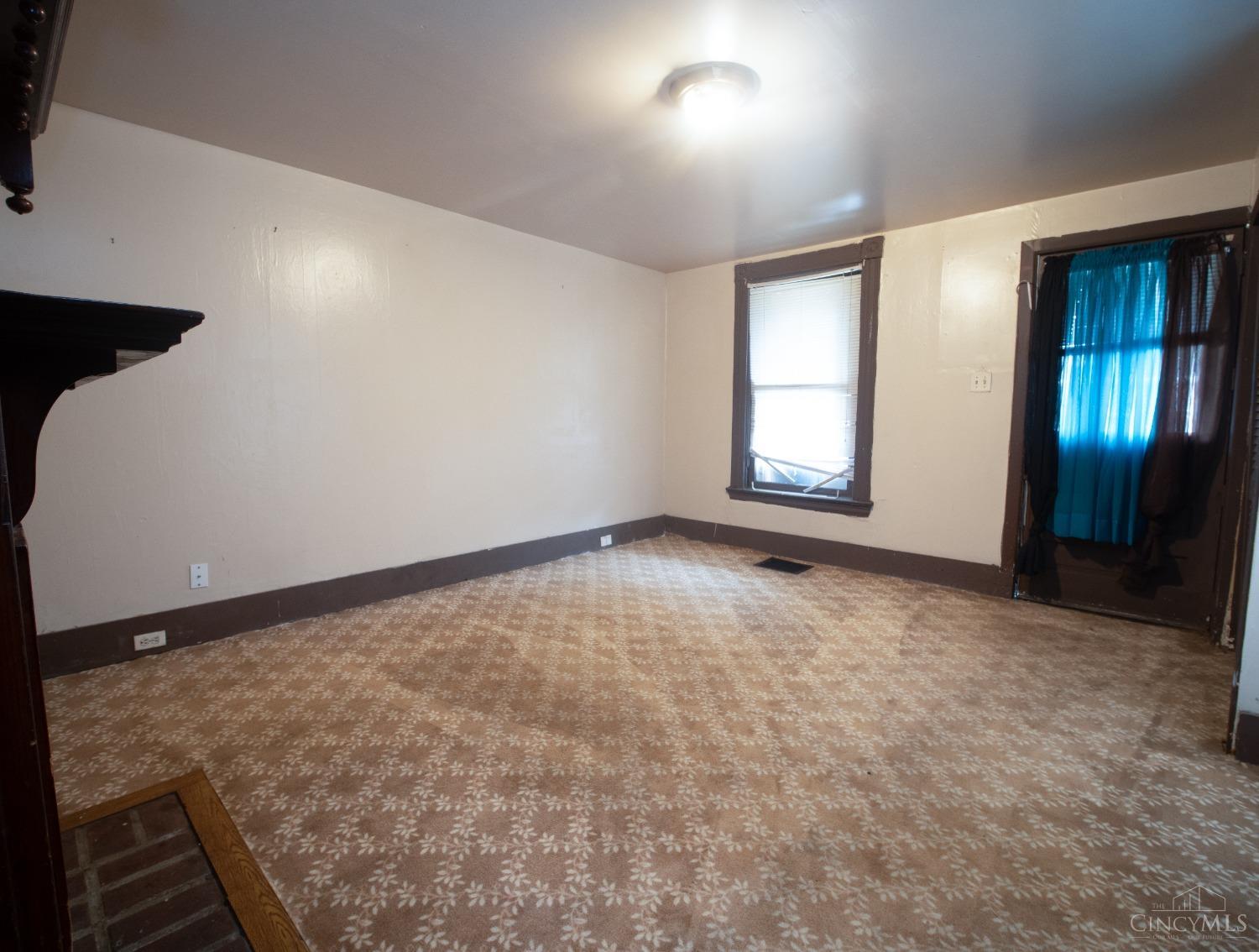 1619 Burgoyne Street