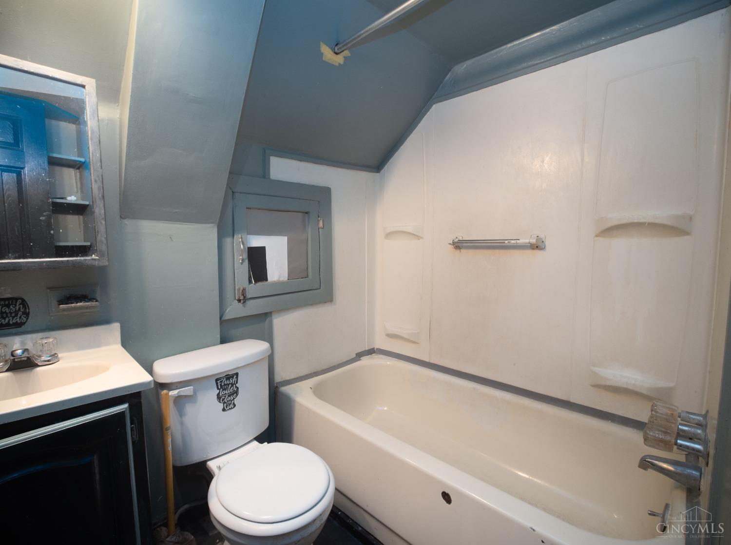 1619 Burgoyne Street