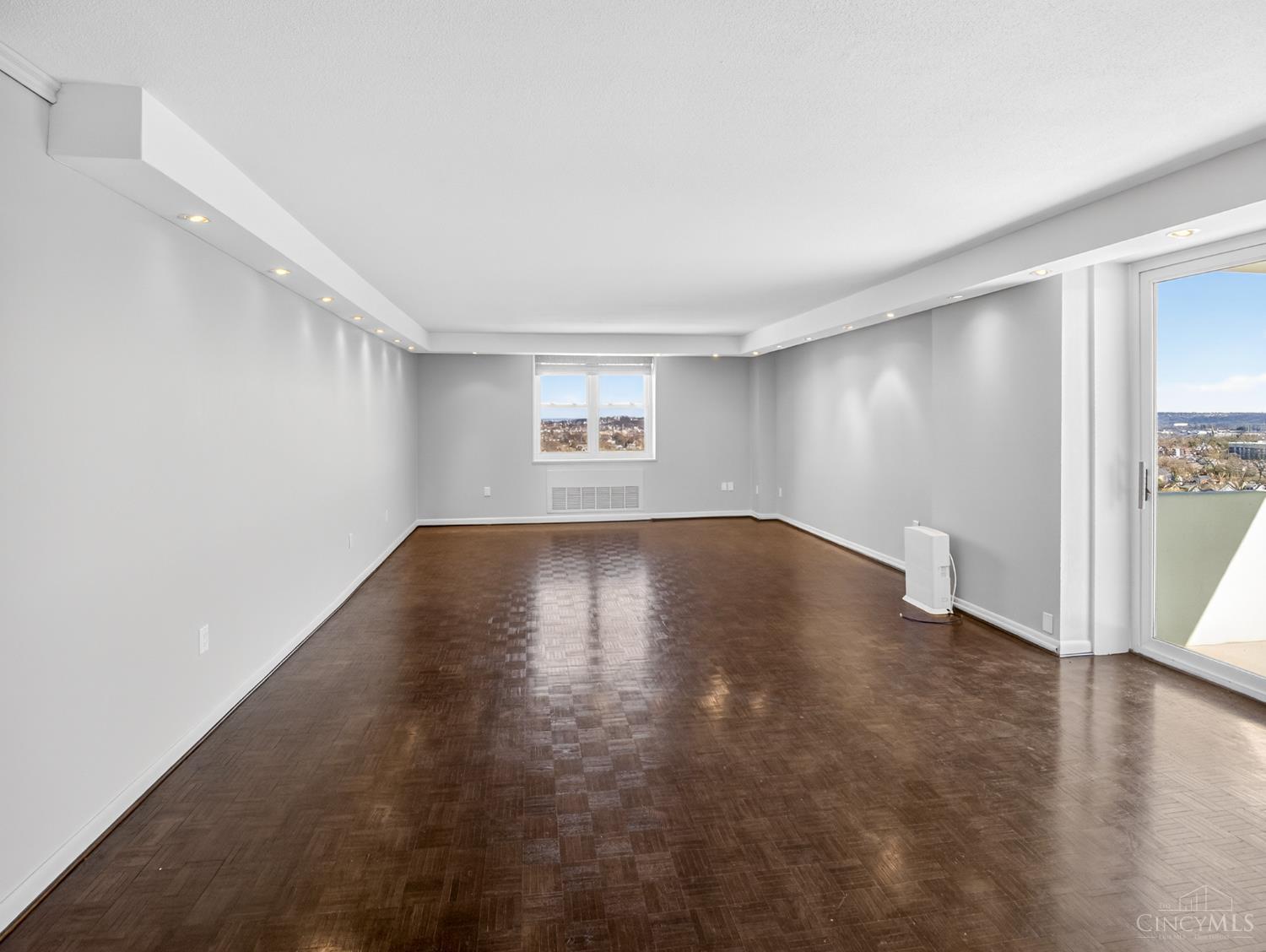 2444 Madison Road 1410