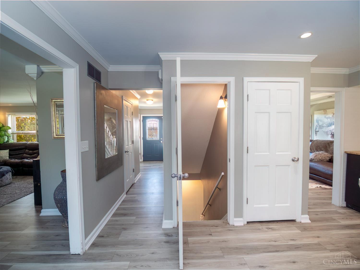 2 Hidden Hills Court