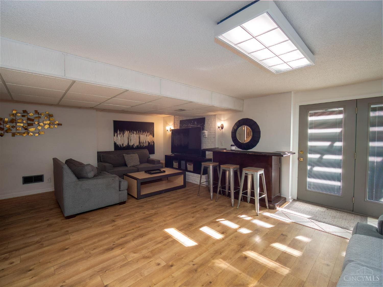 2 Hidden Hills Court