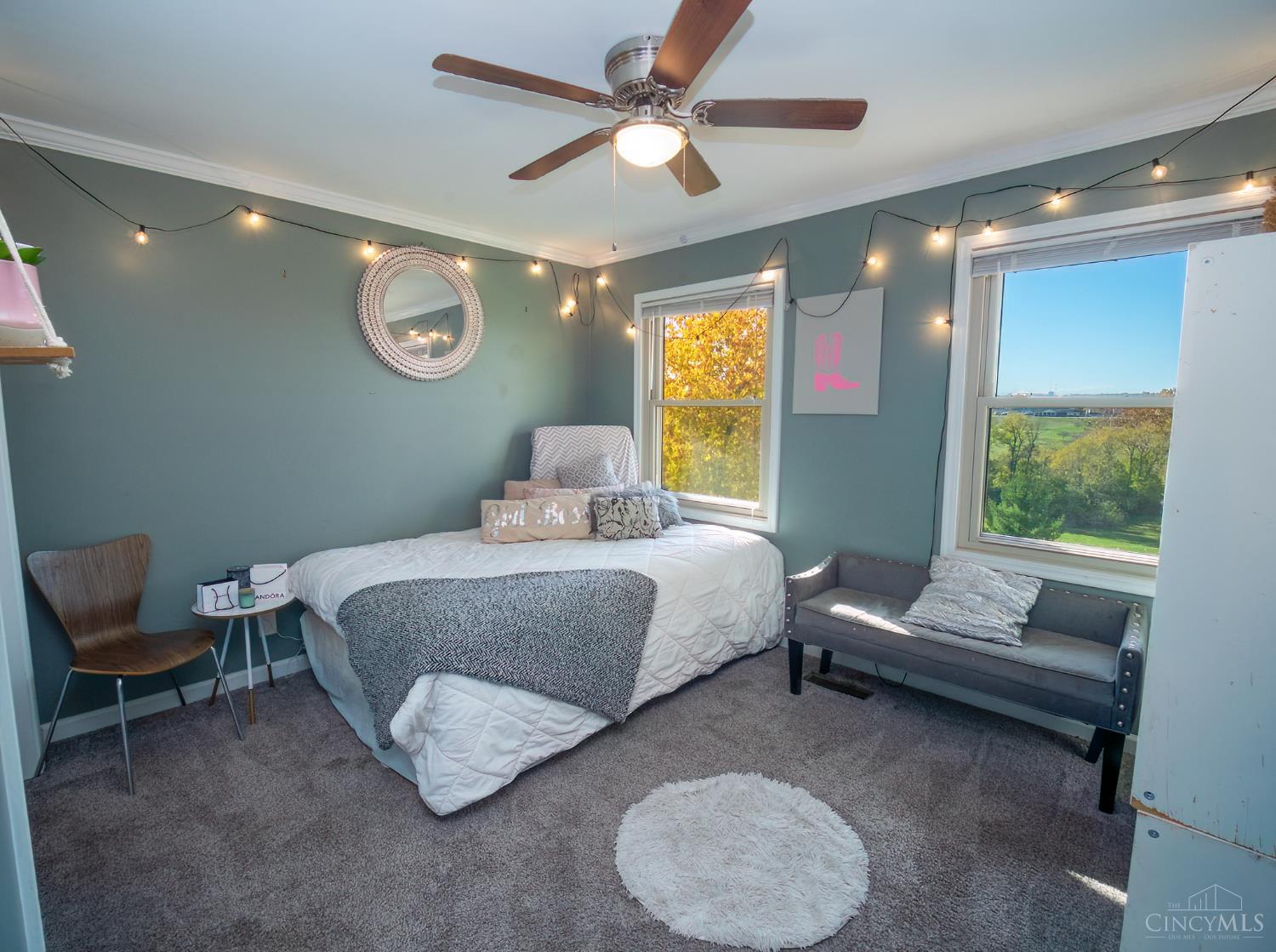 2 Hidden Hills Court