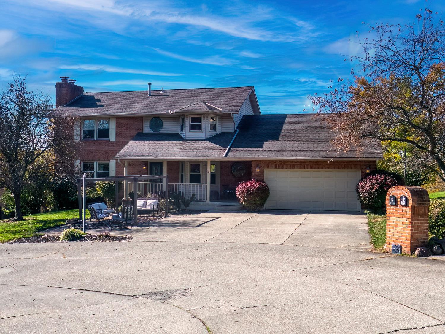 2 Hidden Hills Court