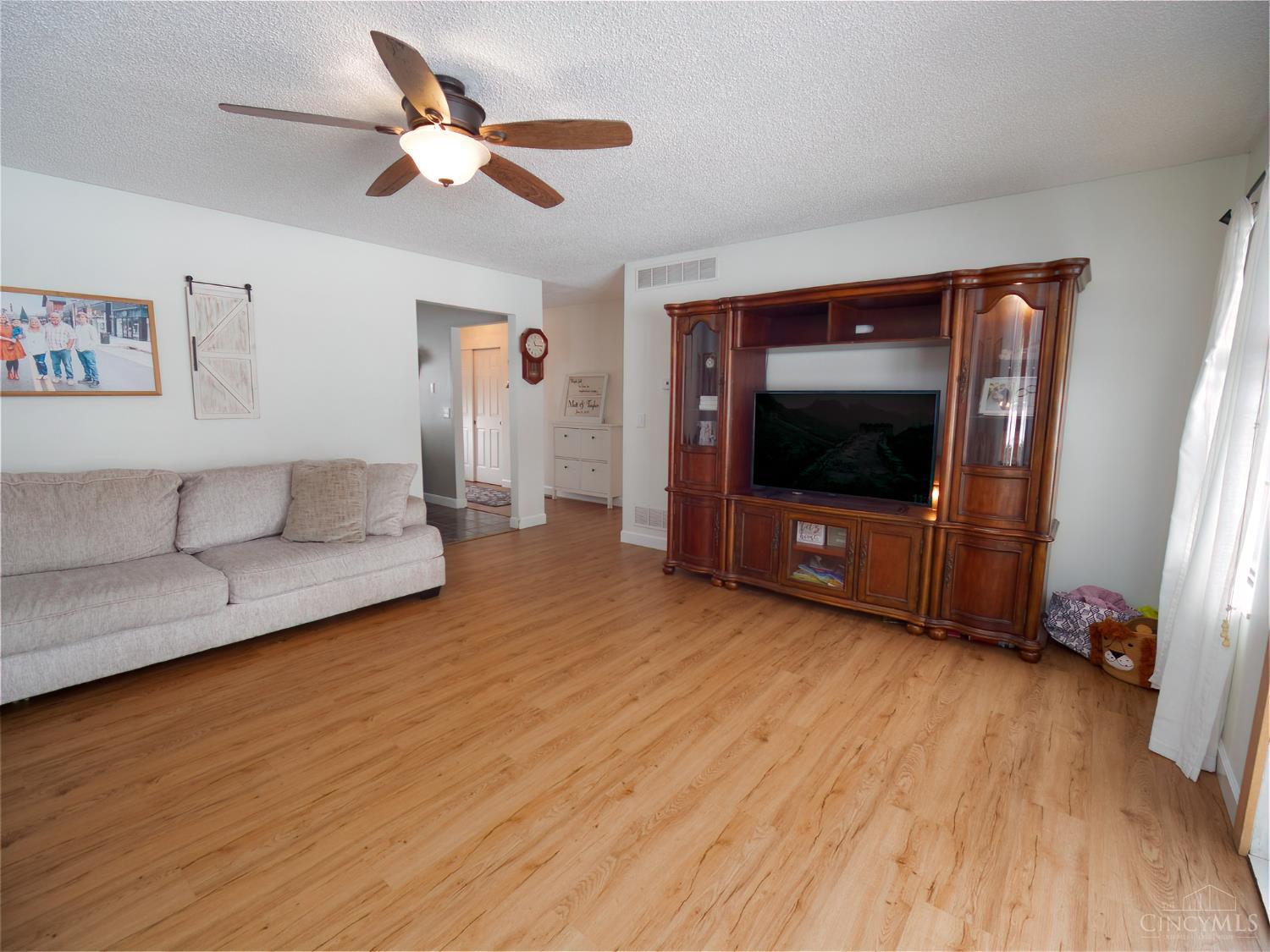 3020 Chickadee Drive