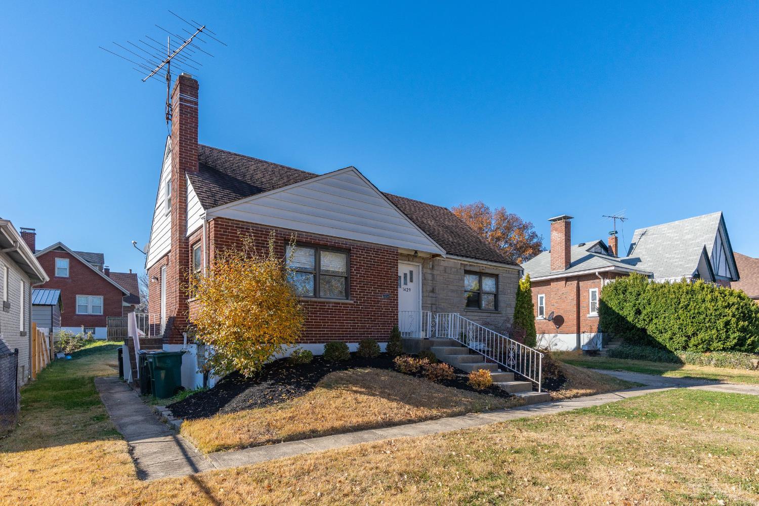 1429 Covedale Avenue