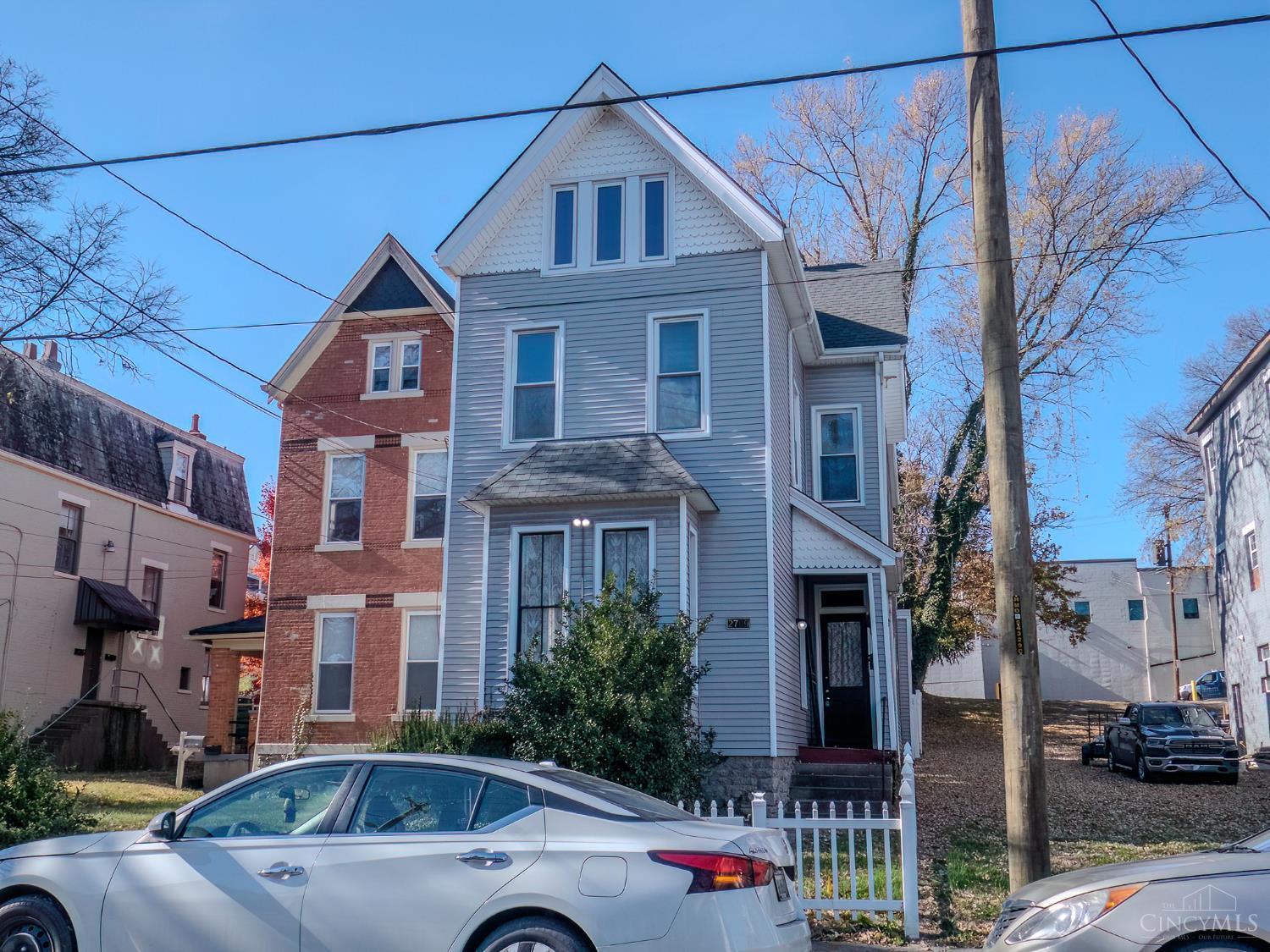 2709 Euclid Avenue