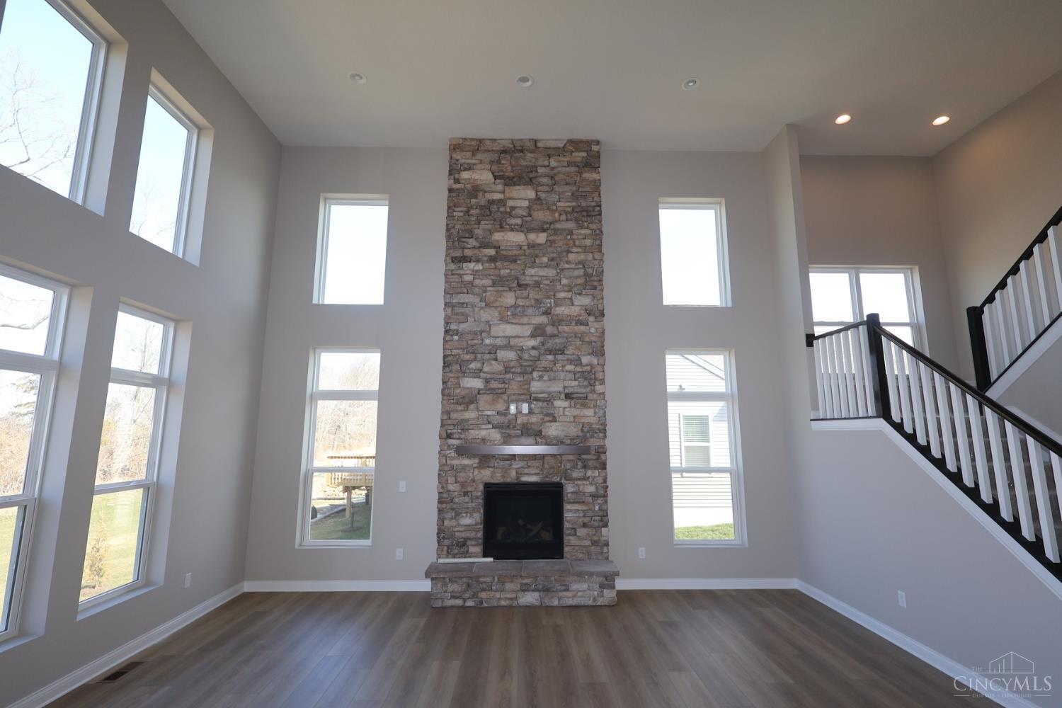 1876 Grove Park Drive Unit: 51