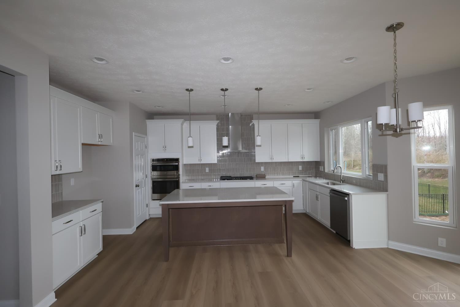 1876 Grove Park Drive Unit: 51