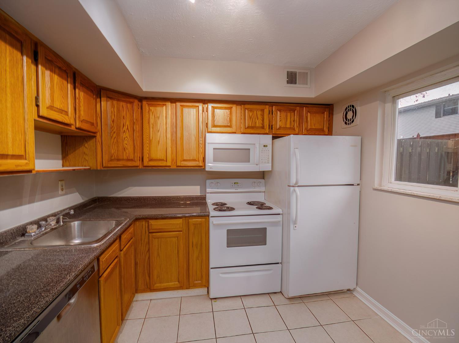 7752 Montgomery Road 25