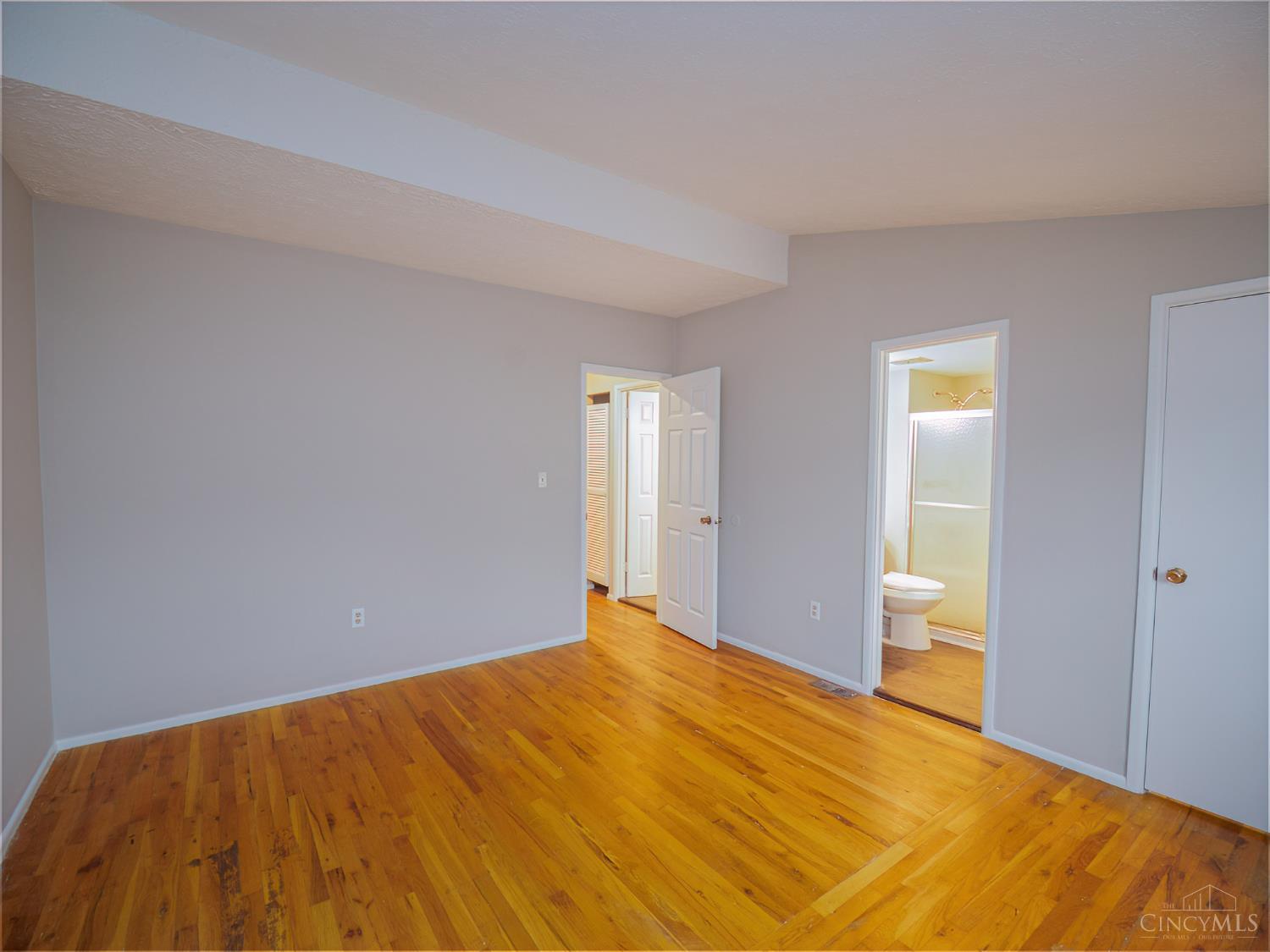 7752 Montgomery Road 25