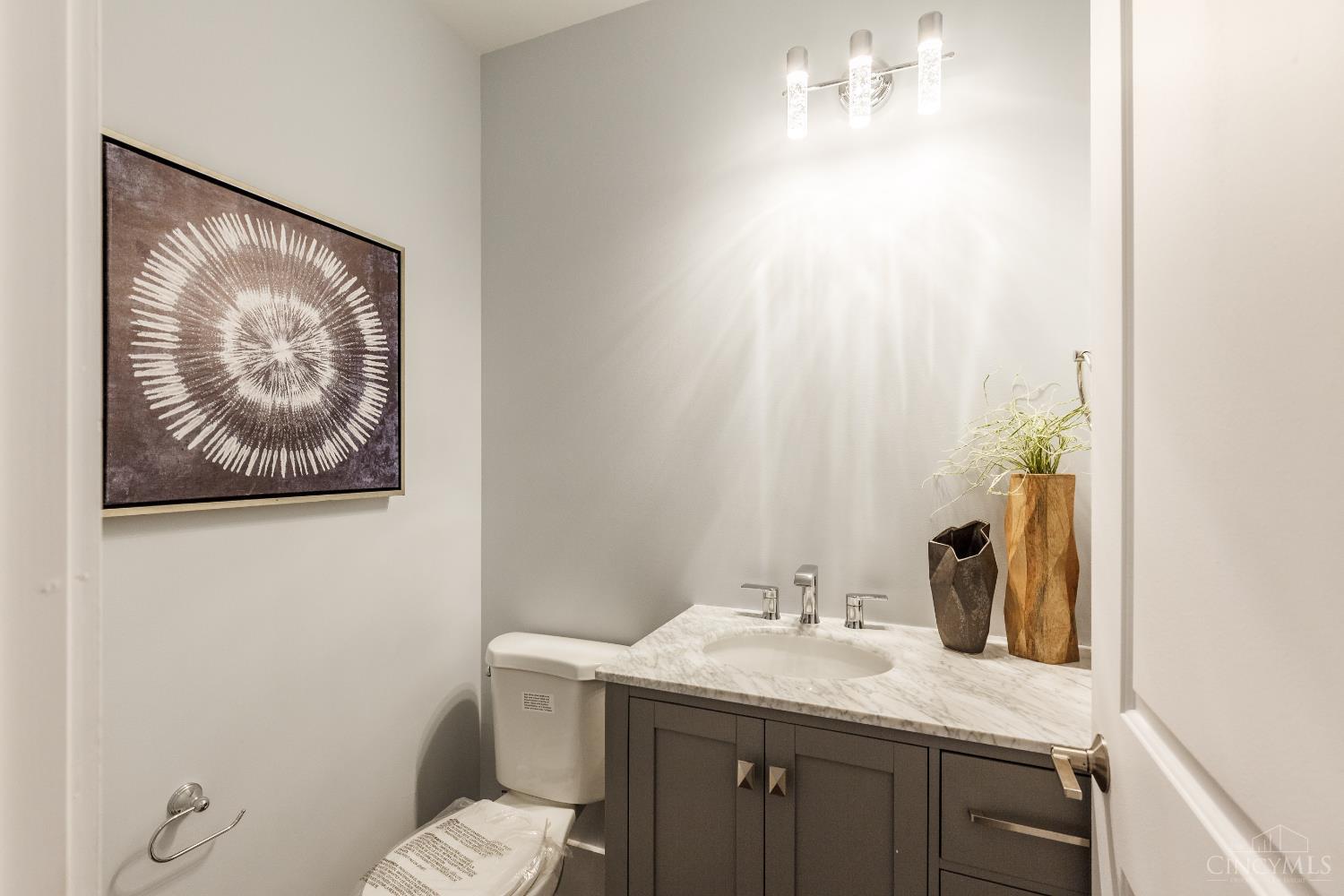 163 E McMicken Avenue