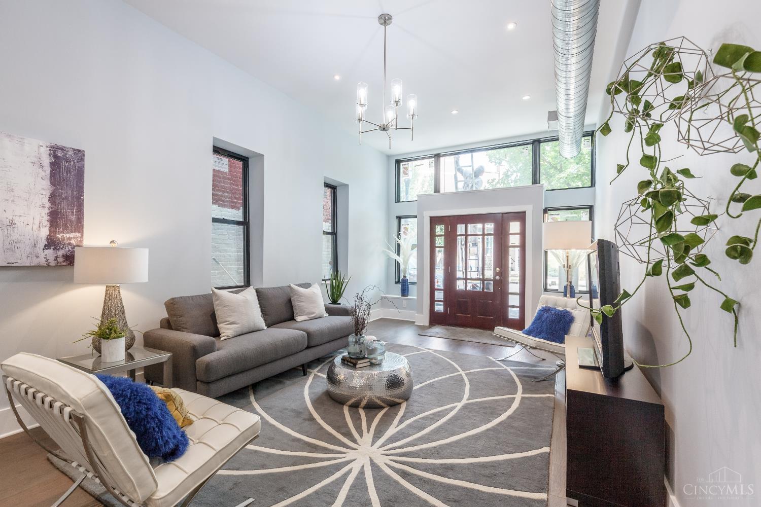 163 E McMicken Avenue