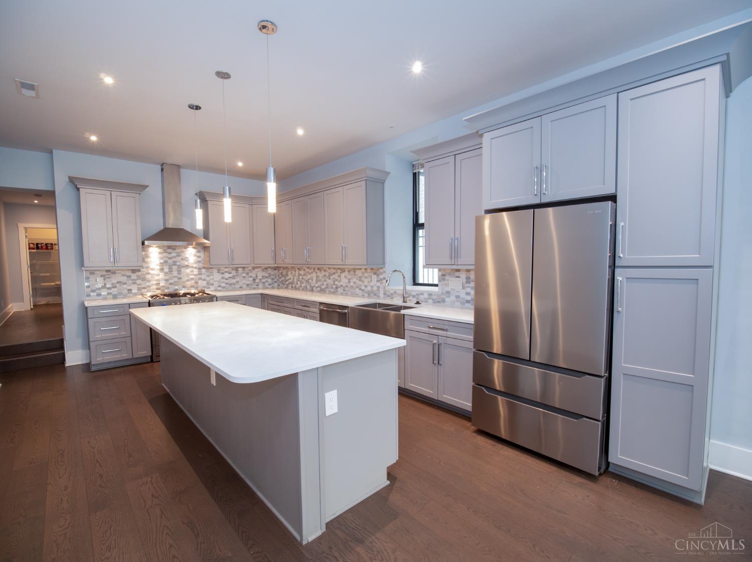 163 E McMicken Avenue