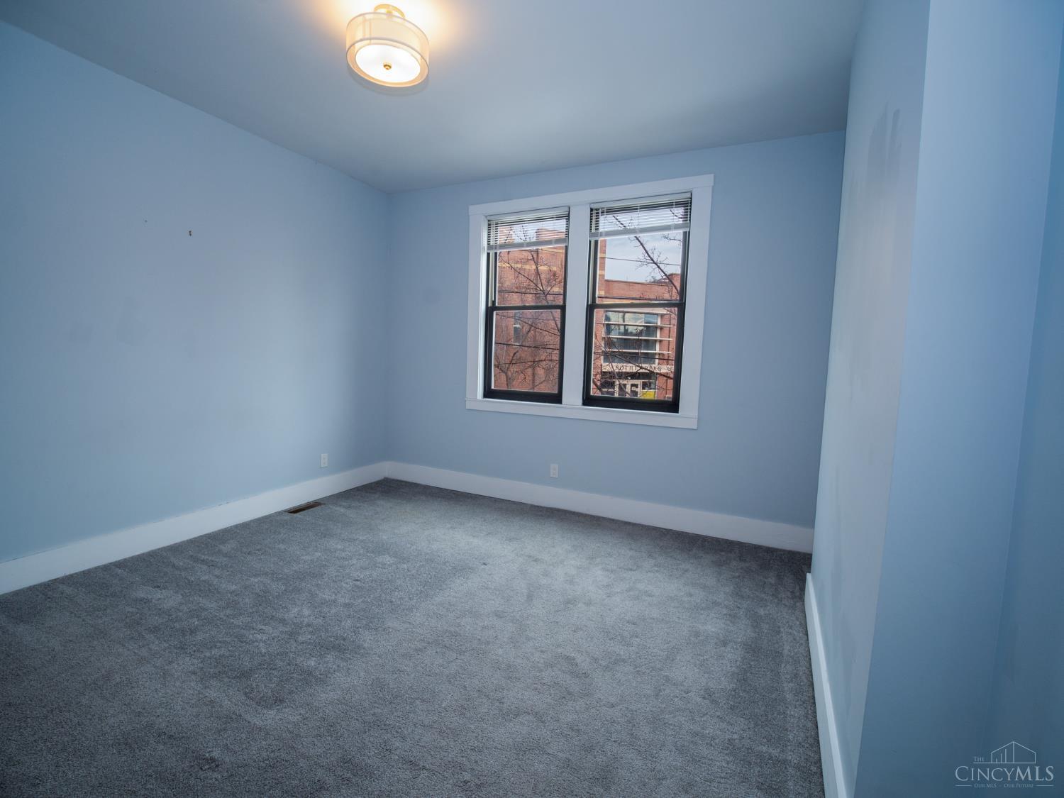 163 E McMicken Avenue