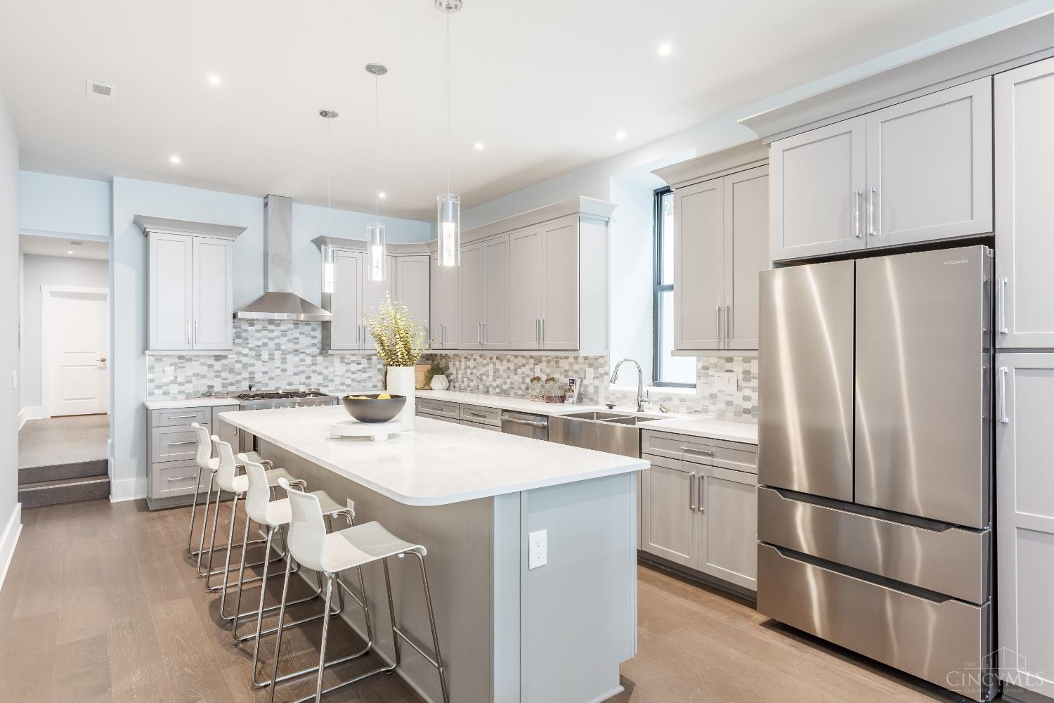 163 E McMicken Avenue