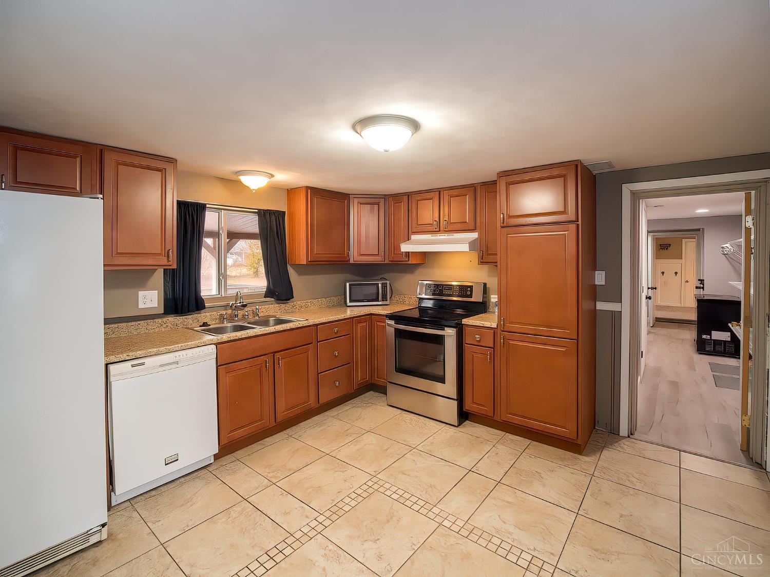 3891 Dieckman Lane