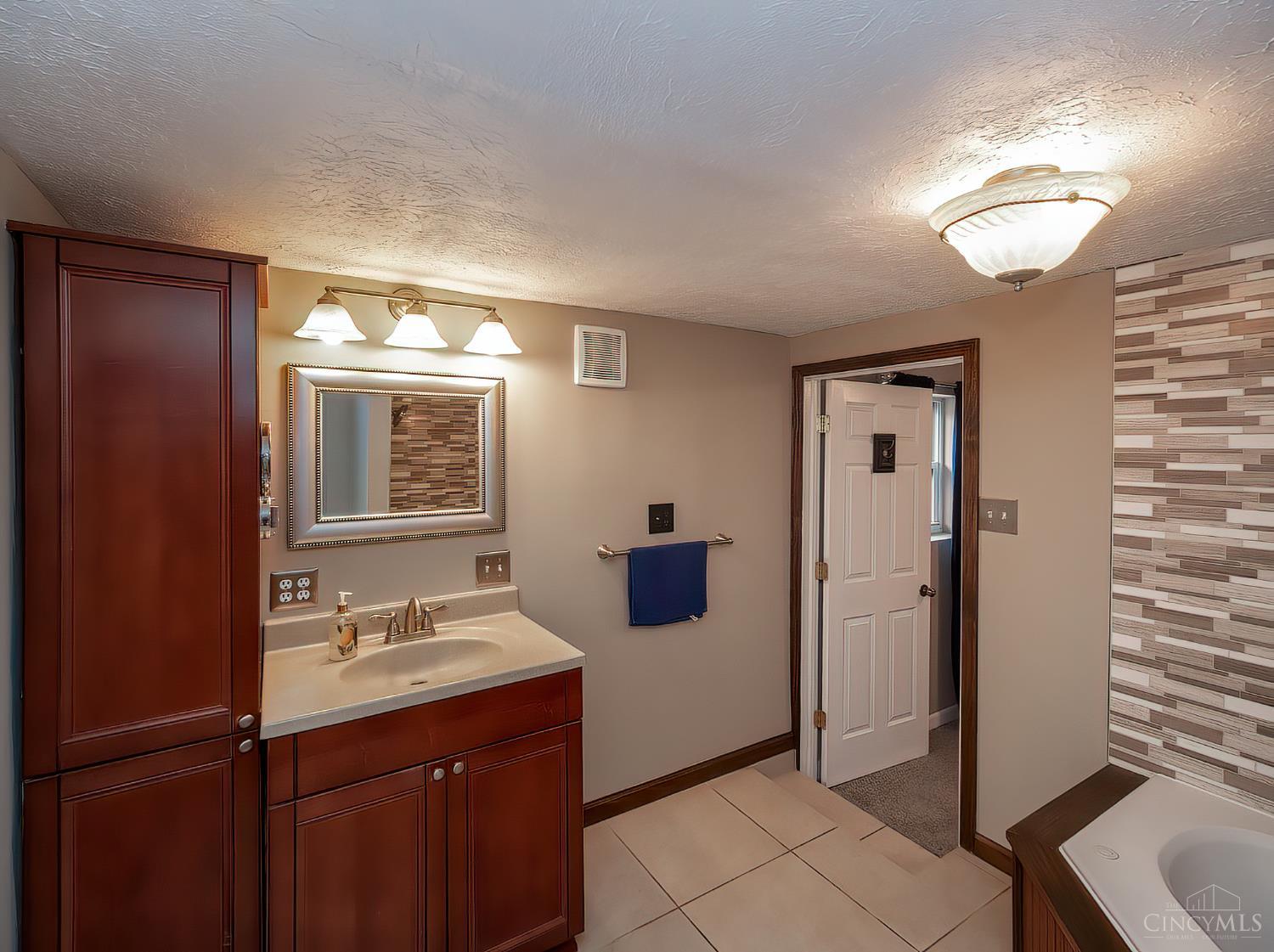 3891 Dieckman Lane