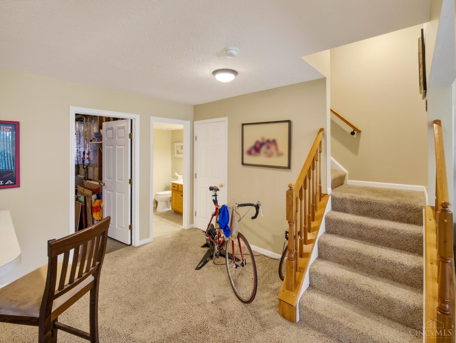 5925 Castlewood 3