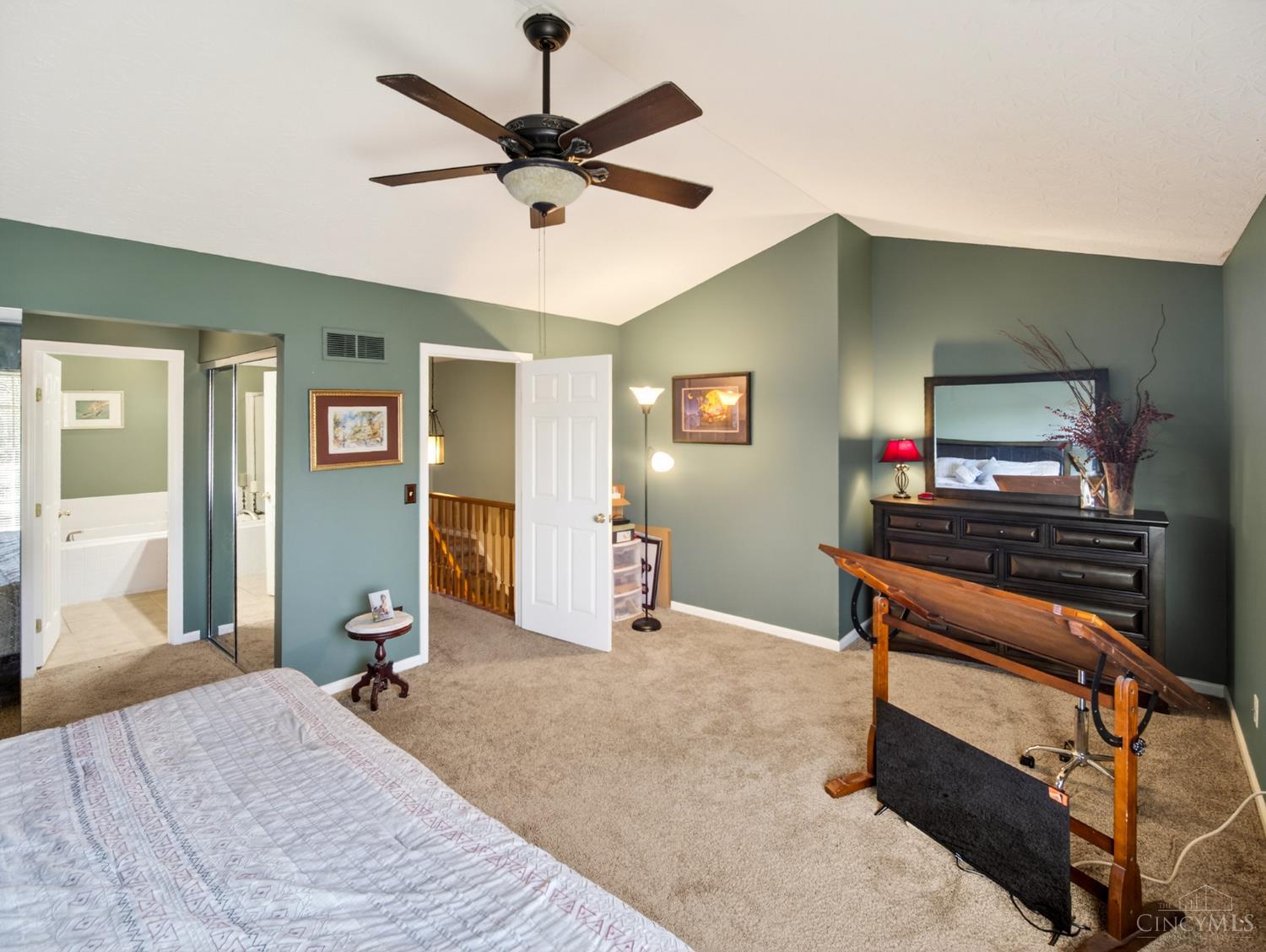 5925 Castlewood 3