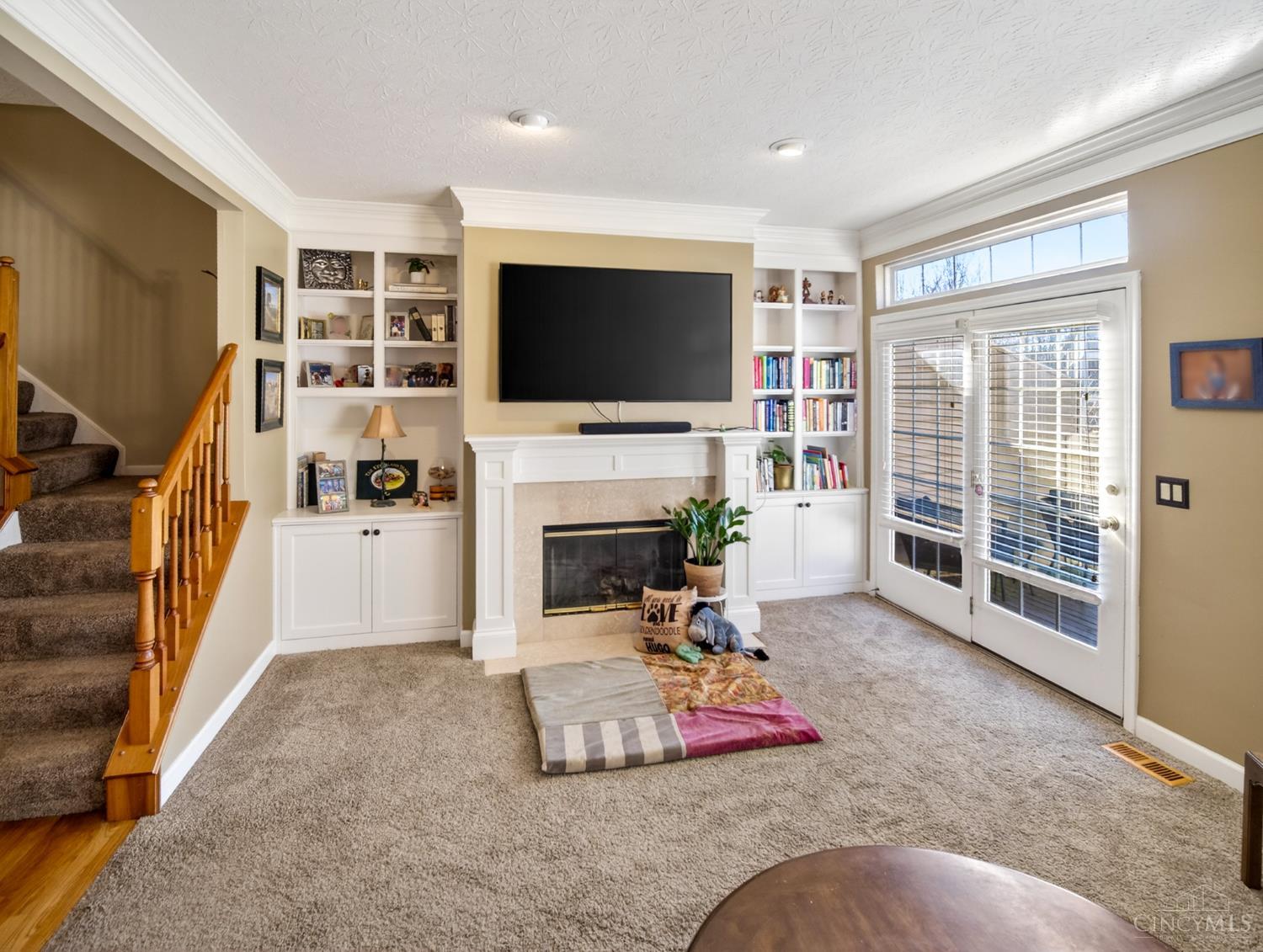 5925 Castlewood 3