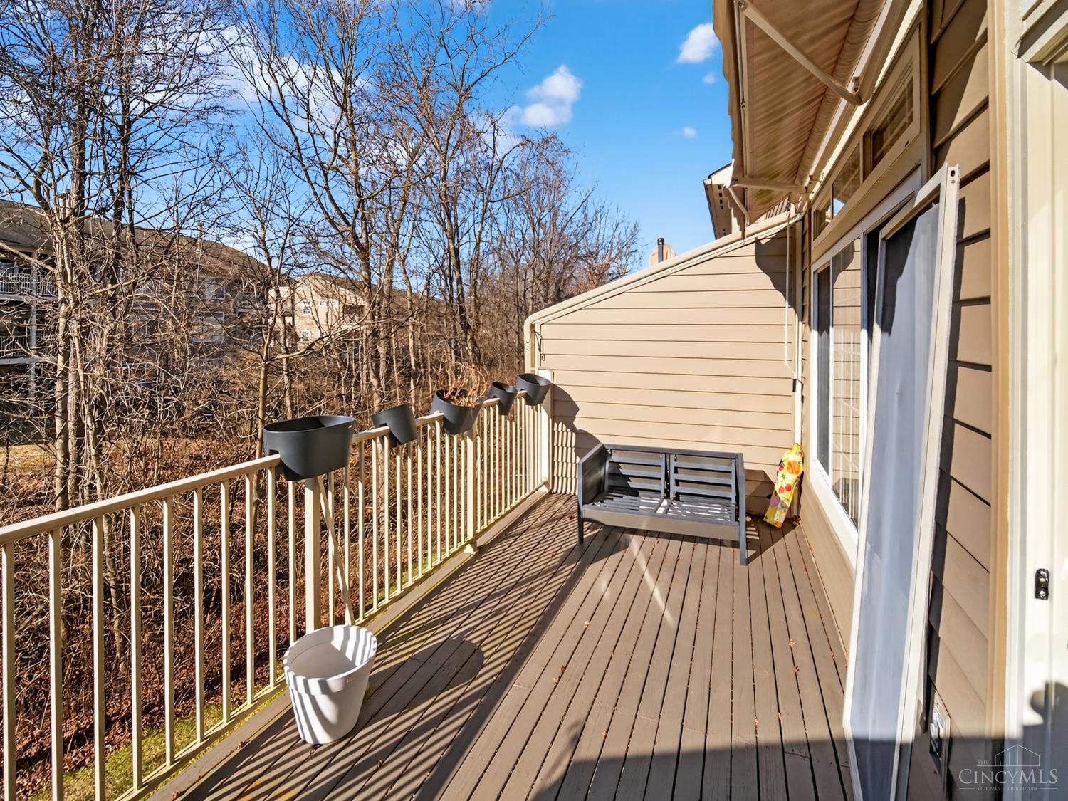 5925 Castlewood 3