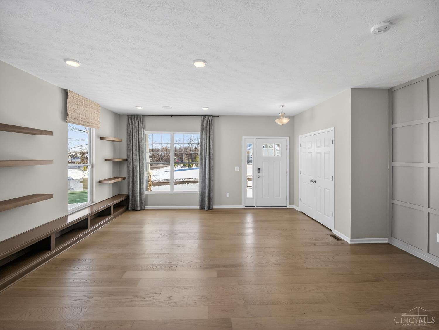 5467 Pacific Crest Lane