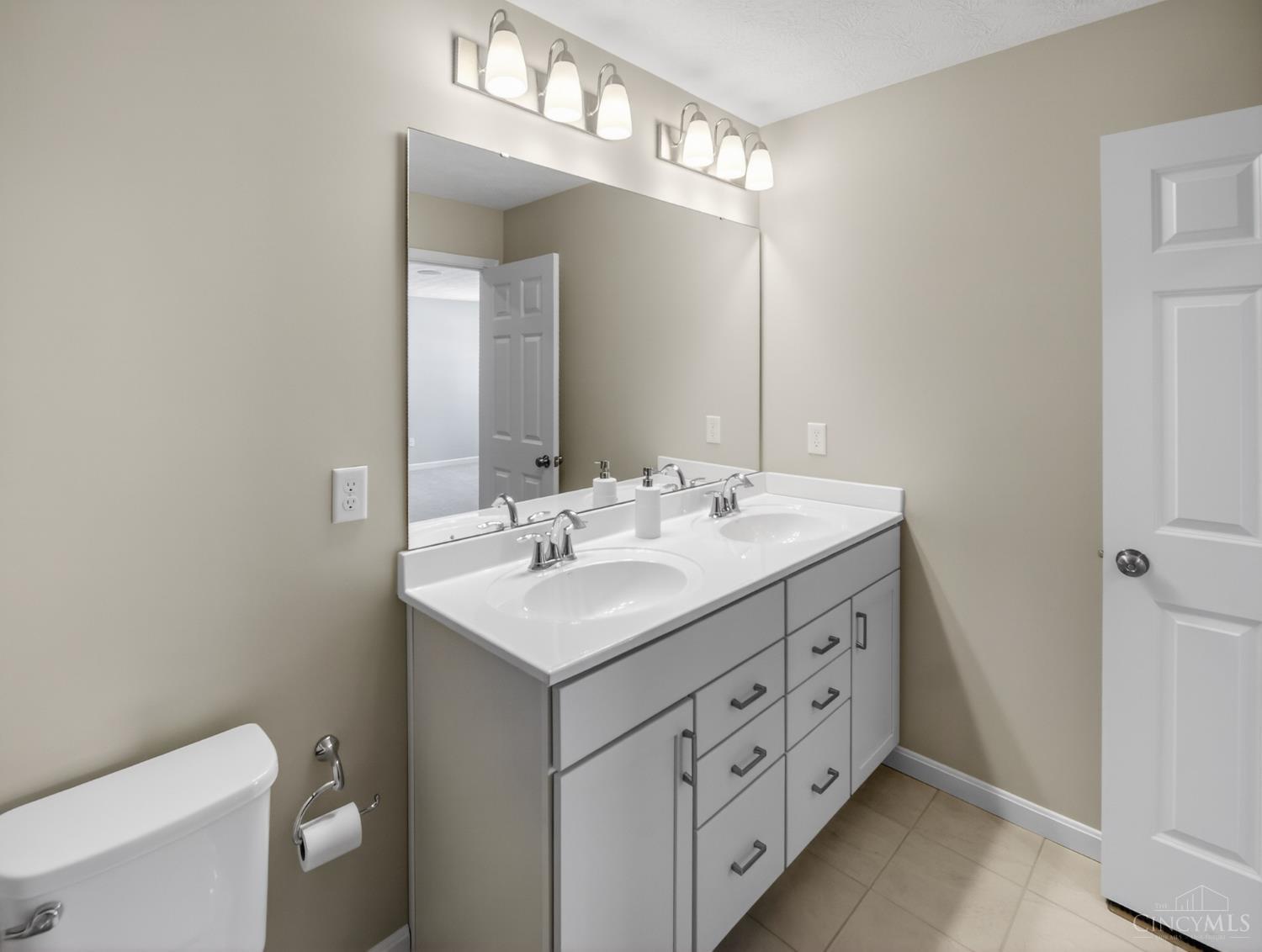 5467 Pacific Crest Lane