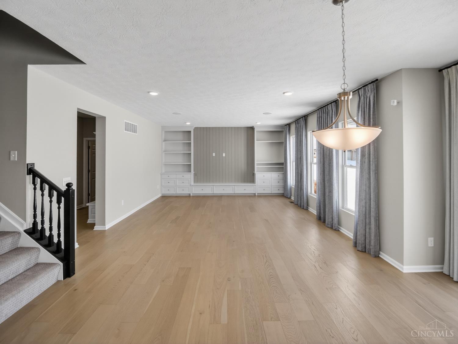 5467 Pacific Crest Lane